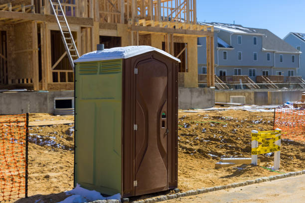 Best Construction site porta potty rental  in Garden City, KS